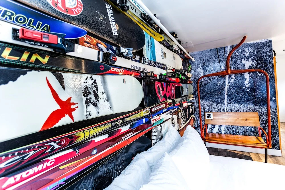 Photo - Hotel Squamish