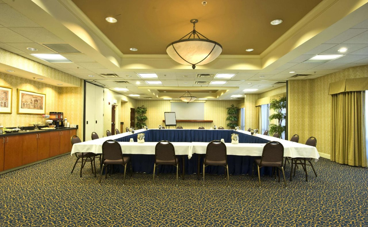 Photo - Hampton Inn & Suites Atlanta Airport North I-85