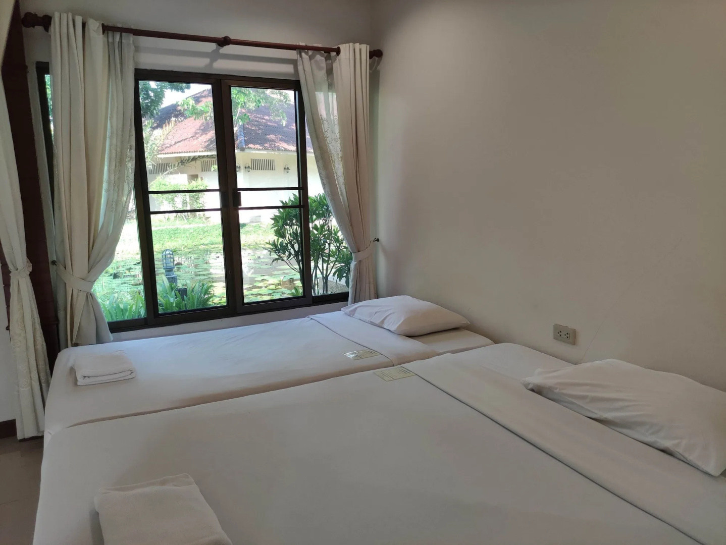 Thara Cholapruek Resort