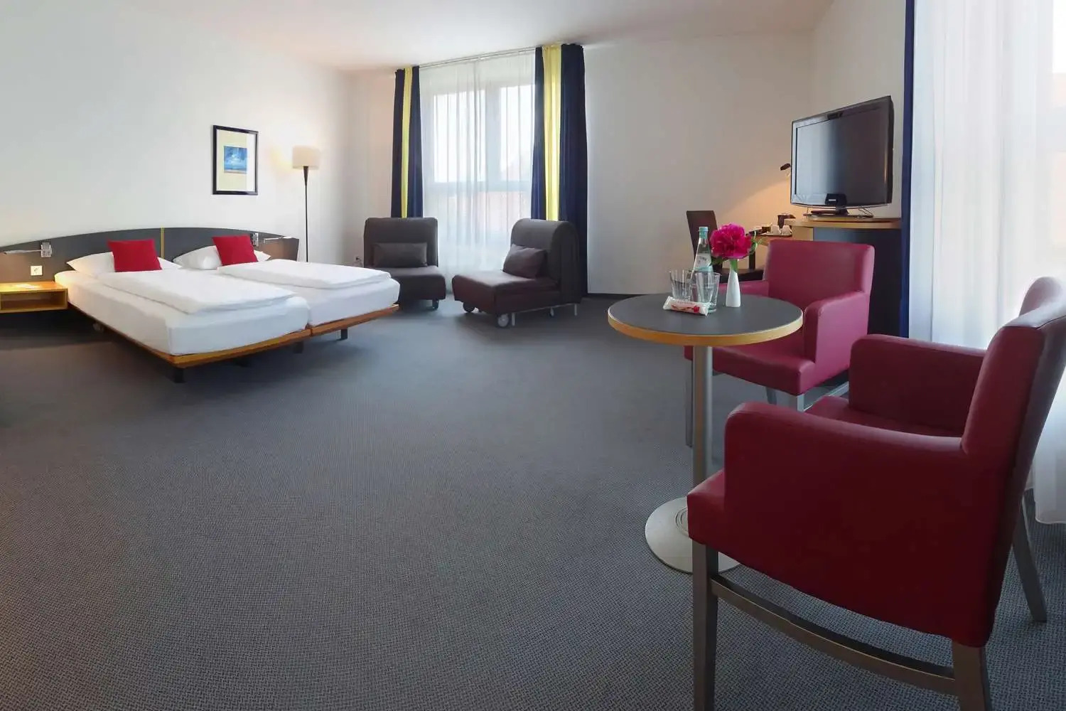 Photo - PLAZA INN Heidehof