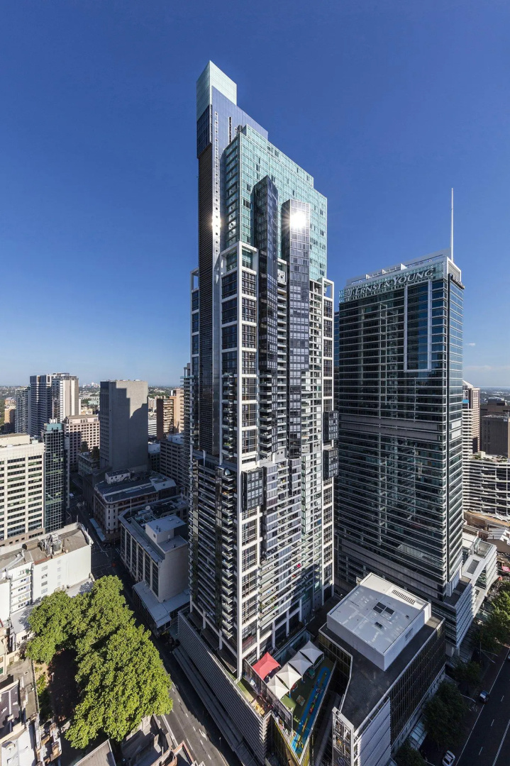 Photo - Meriton Suites World Tower, Sydney