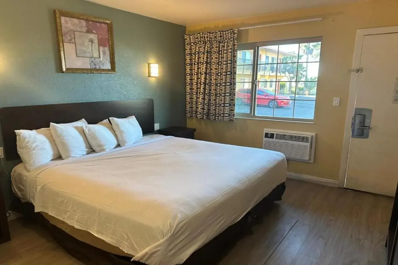 Foto - Hotel Avenida - Oceanside Camp Pendleton