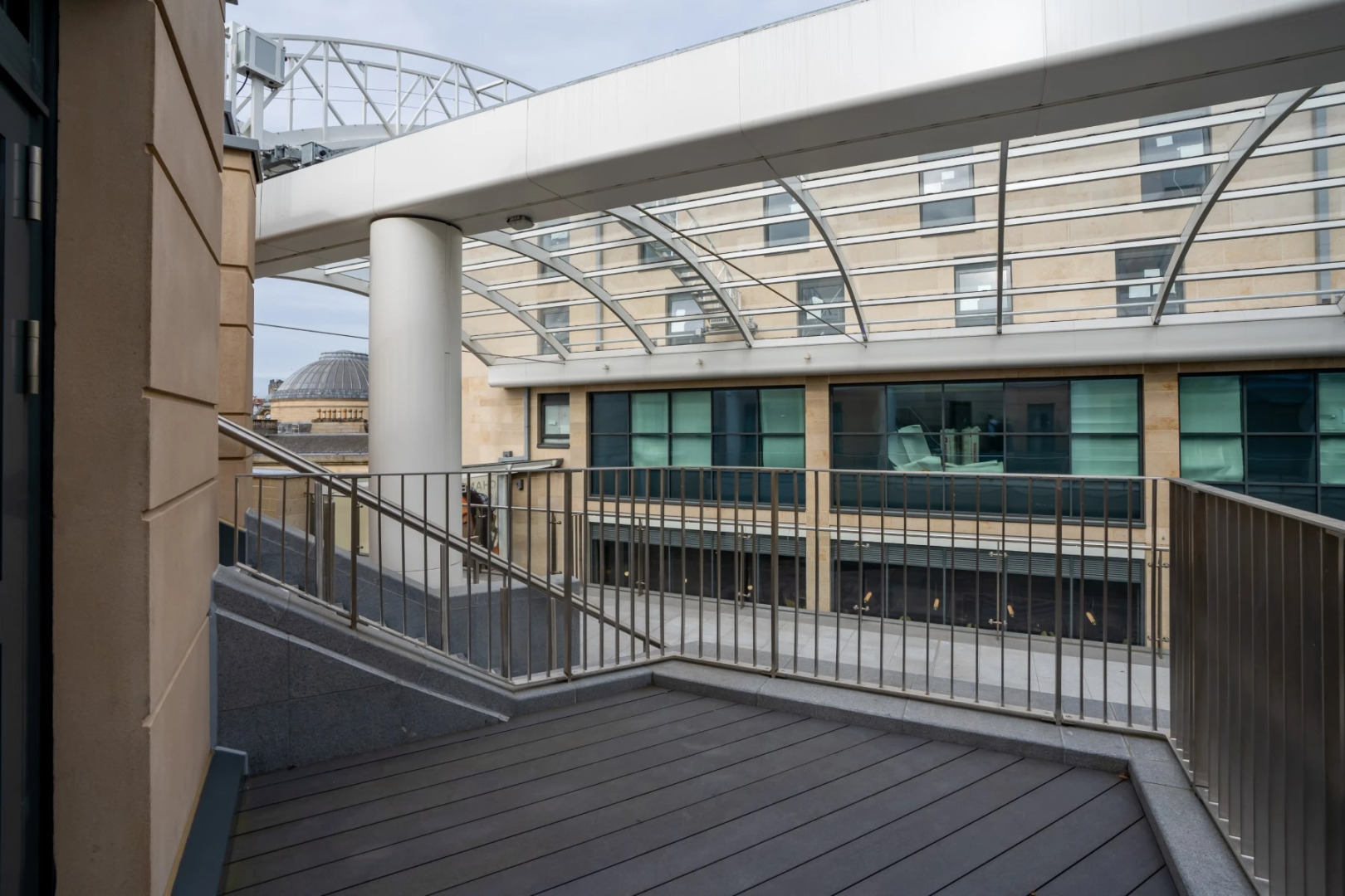 Photo - Roomzzz Edinburgh