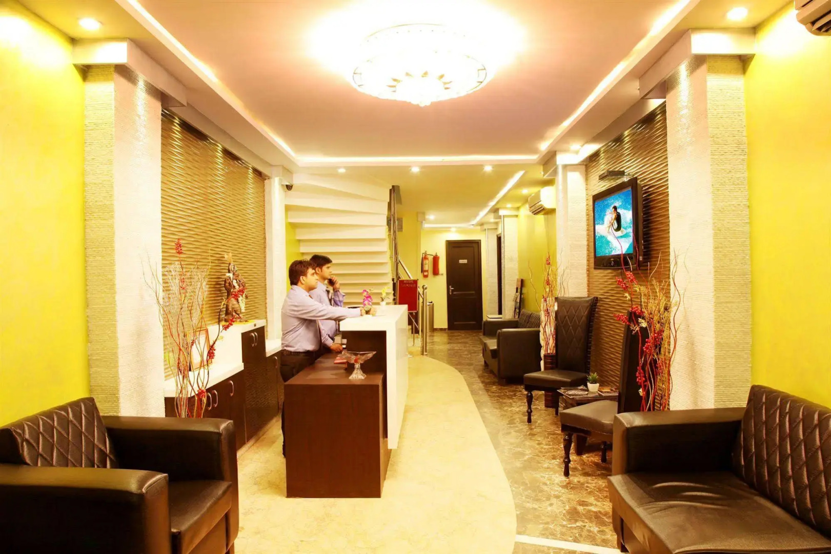 Foto - Hotel TJS Royale, Karol Bagh, 2 Mins from Metro