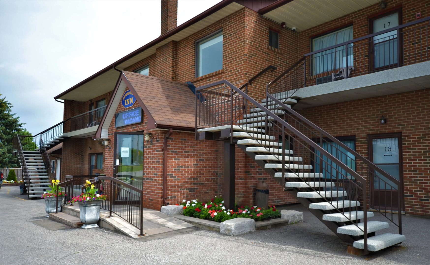 Photo - Newmarket Inn