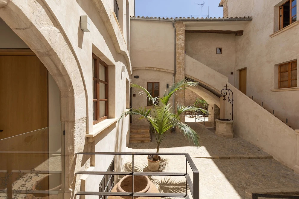 Photo - Hotel Can Cirera