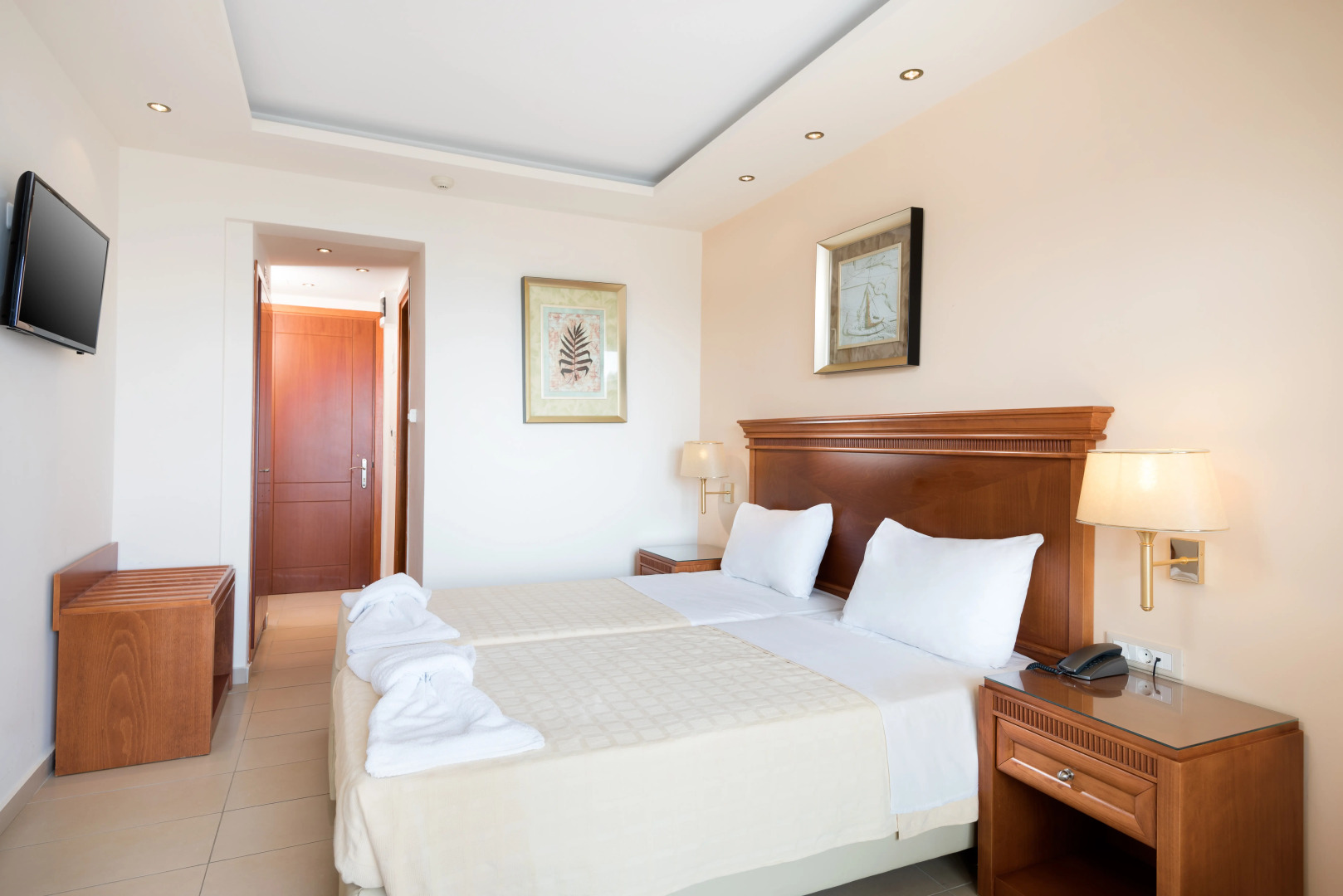 Photo - Avalon Palace Hotel