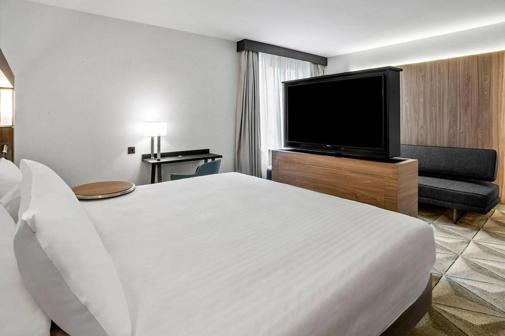 Photo - Courtyard by Marriott Paris Porte de Versailles