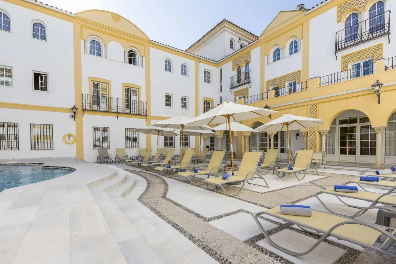 Foto - Hotel Macià Alfaros