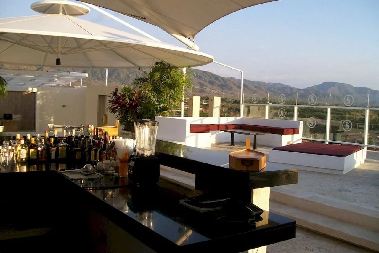 Photo - Hotel Santorini Resort