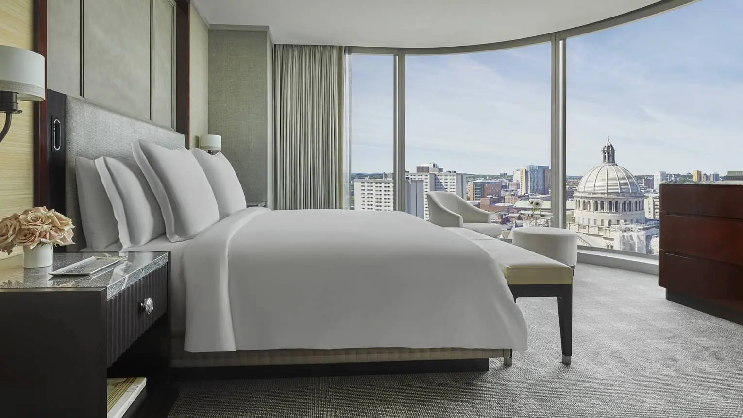 Photo - Four Seasons Hotel One Dalton Street, Boston