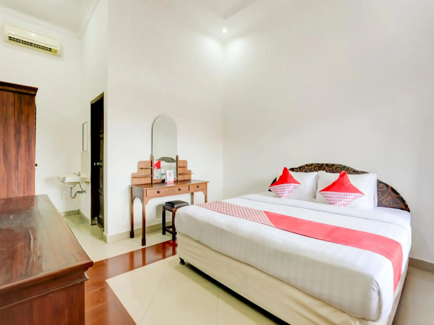 Foto - Hotel O Ratu