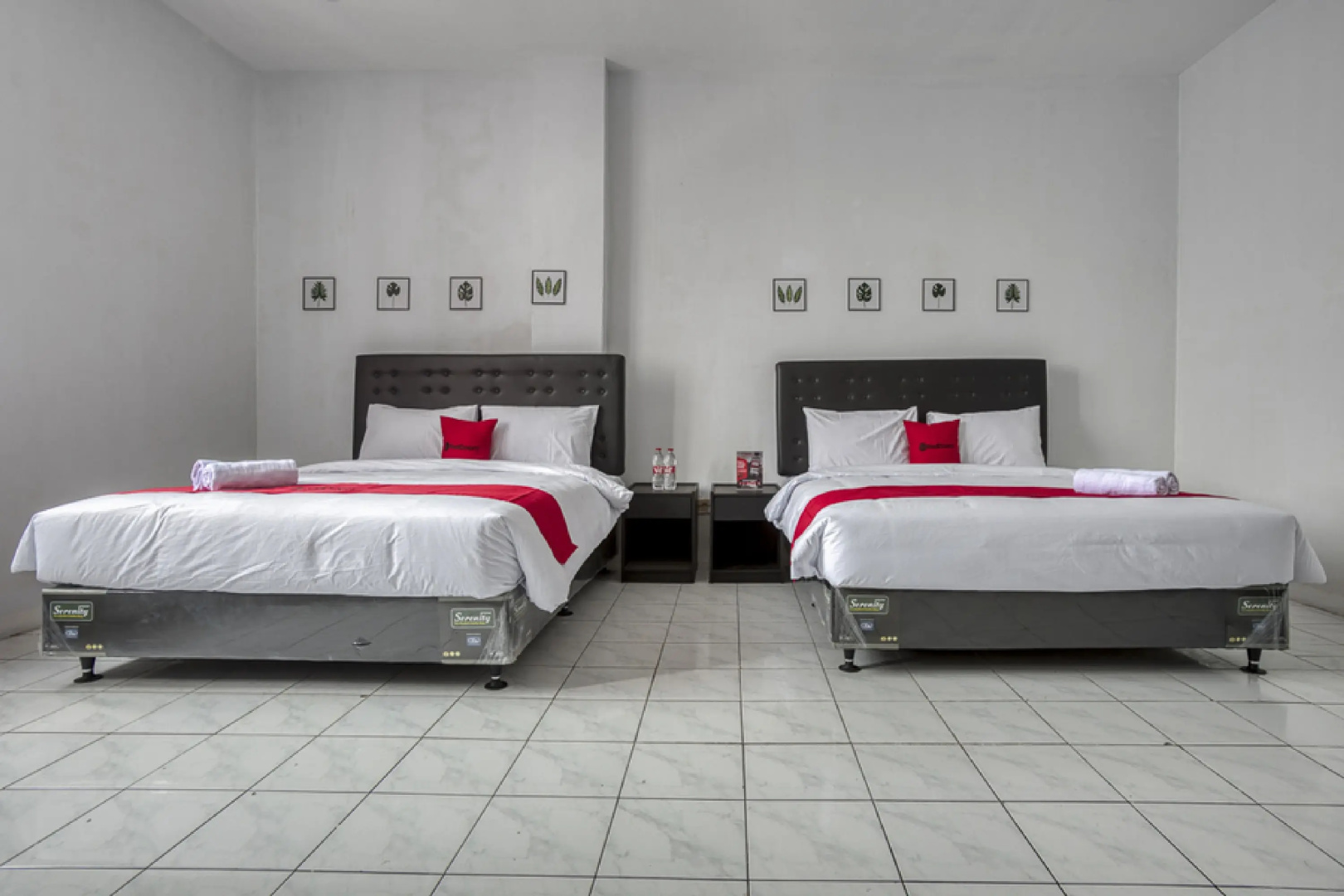 Photo - RedDoorz Plus near Jakarta Kota Station