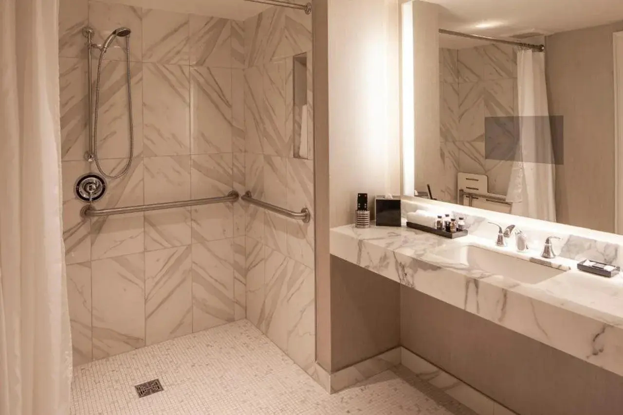 Photo - The Manhattan Club