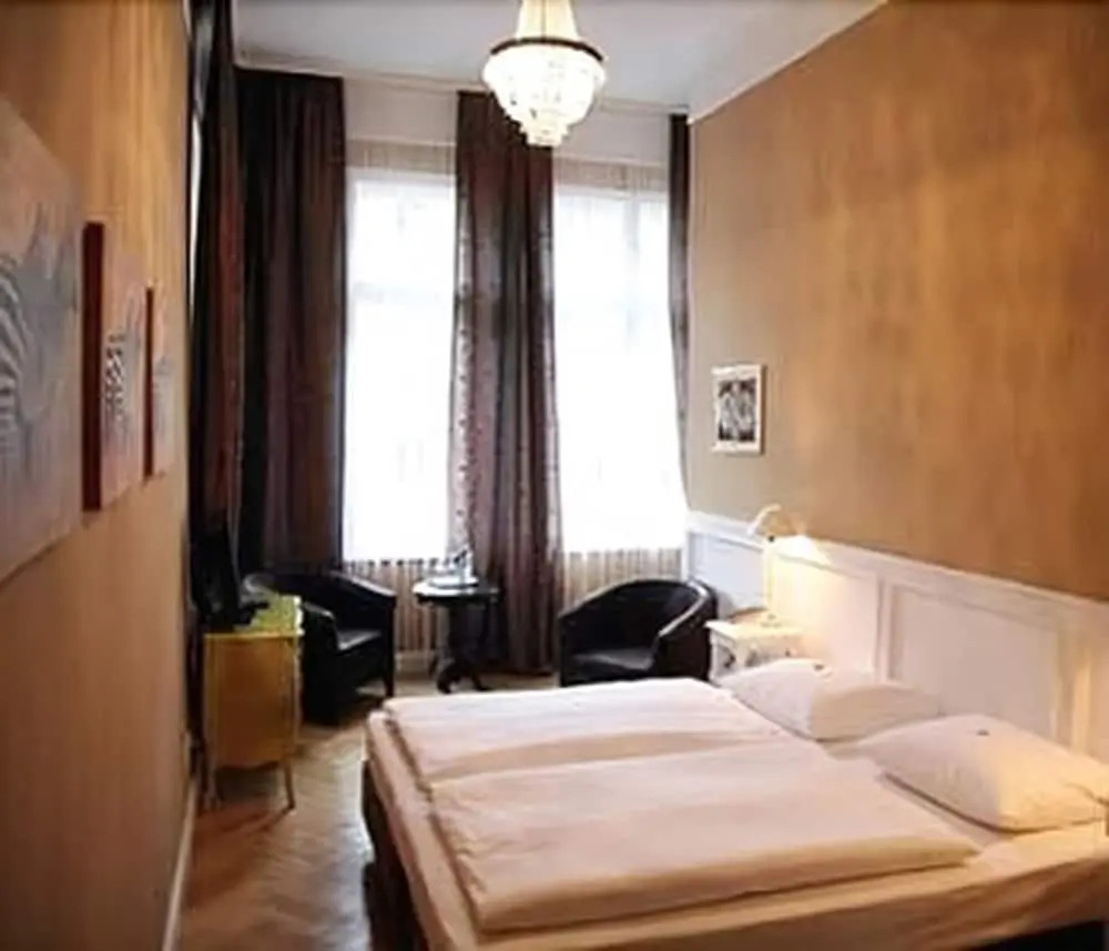 Foto - Hotel-Maison Am Olivaer Platz