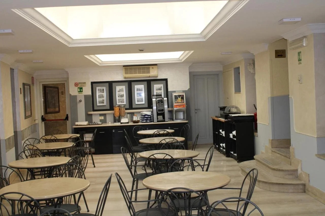 Photo - Hotel Center 2