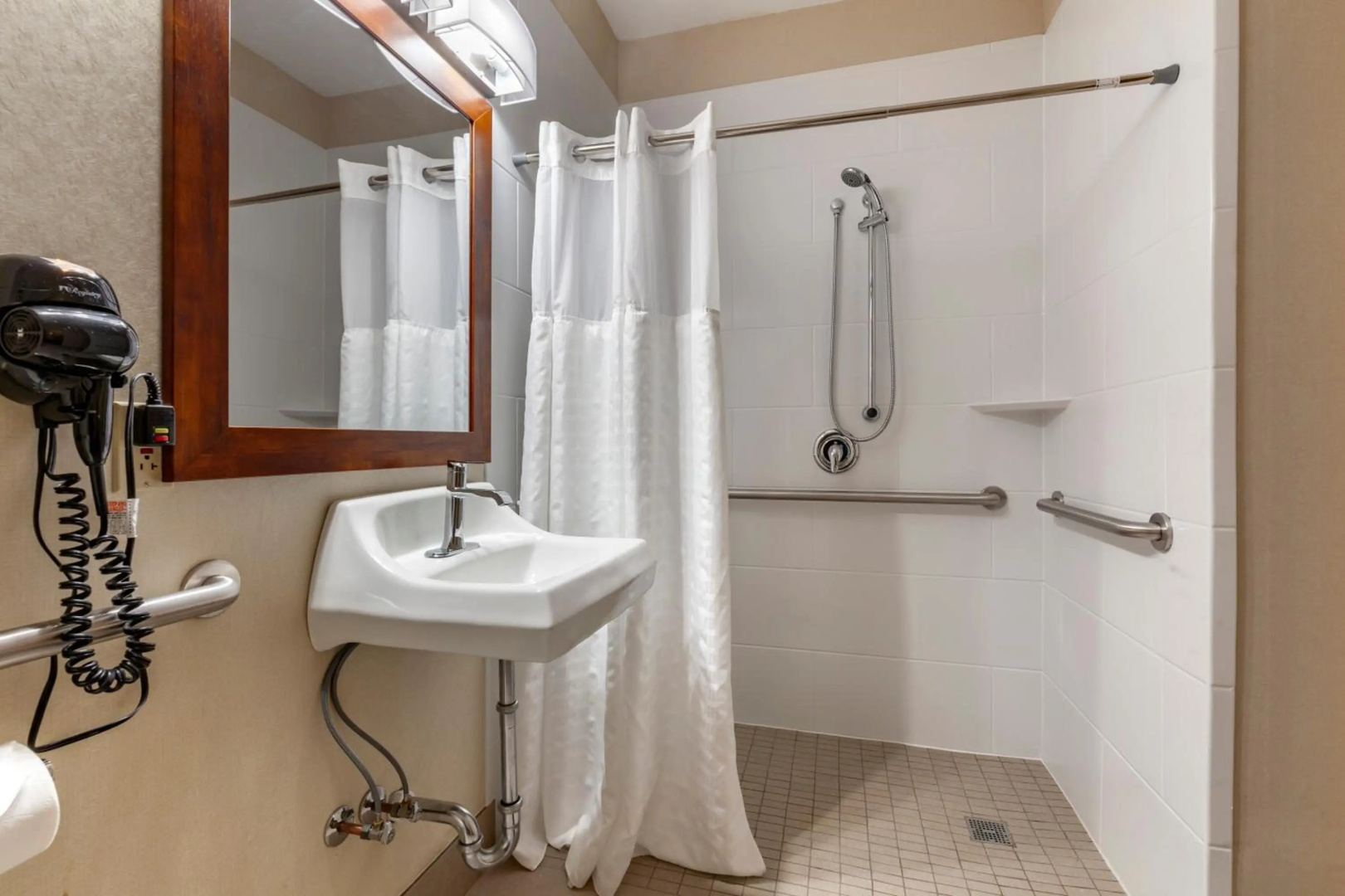 Foto - Comfort Inn & Suites Geneva - West Chicago