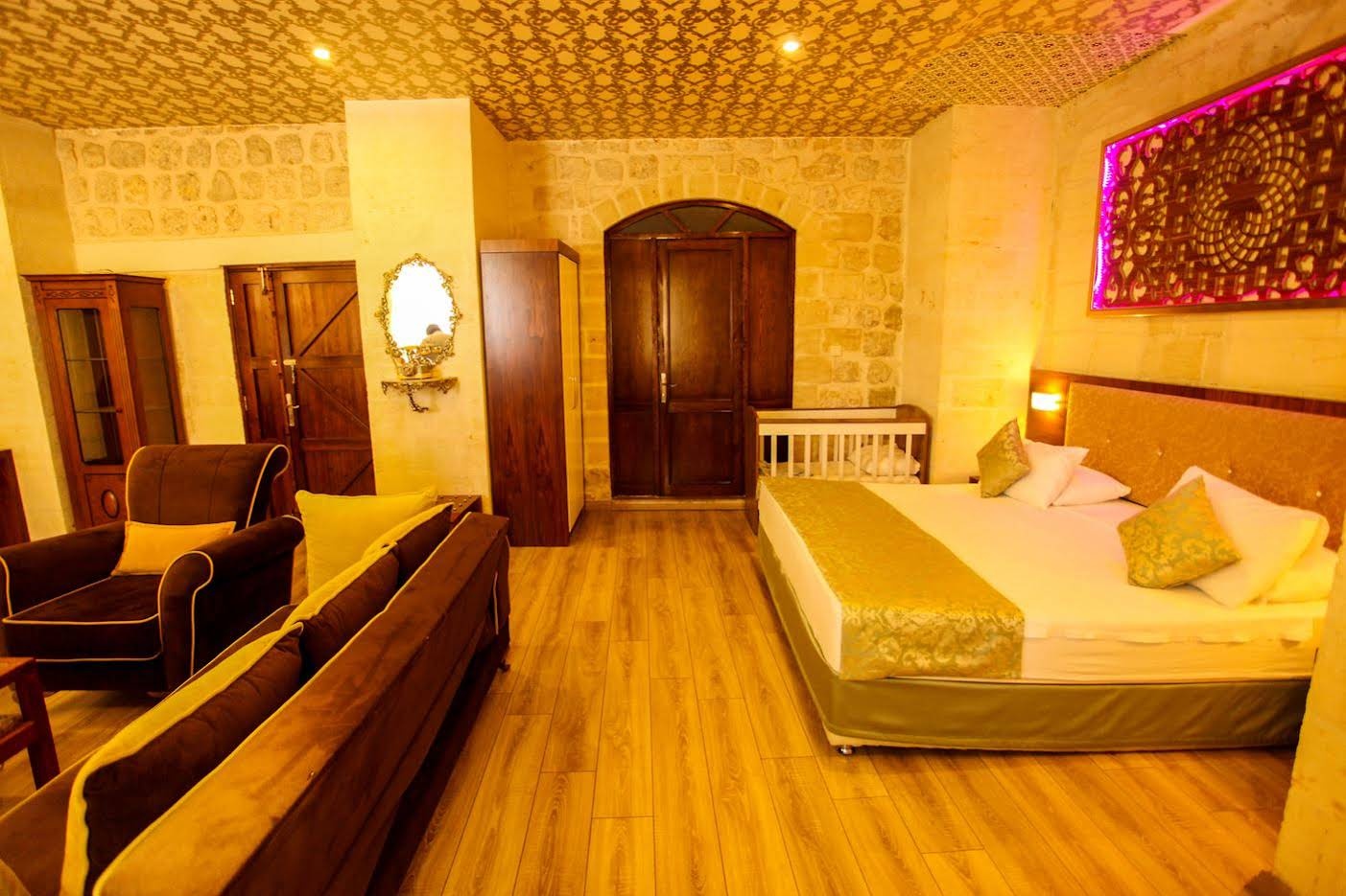 Tughan Hotel