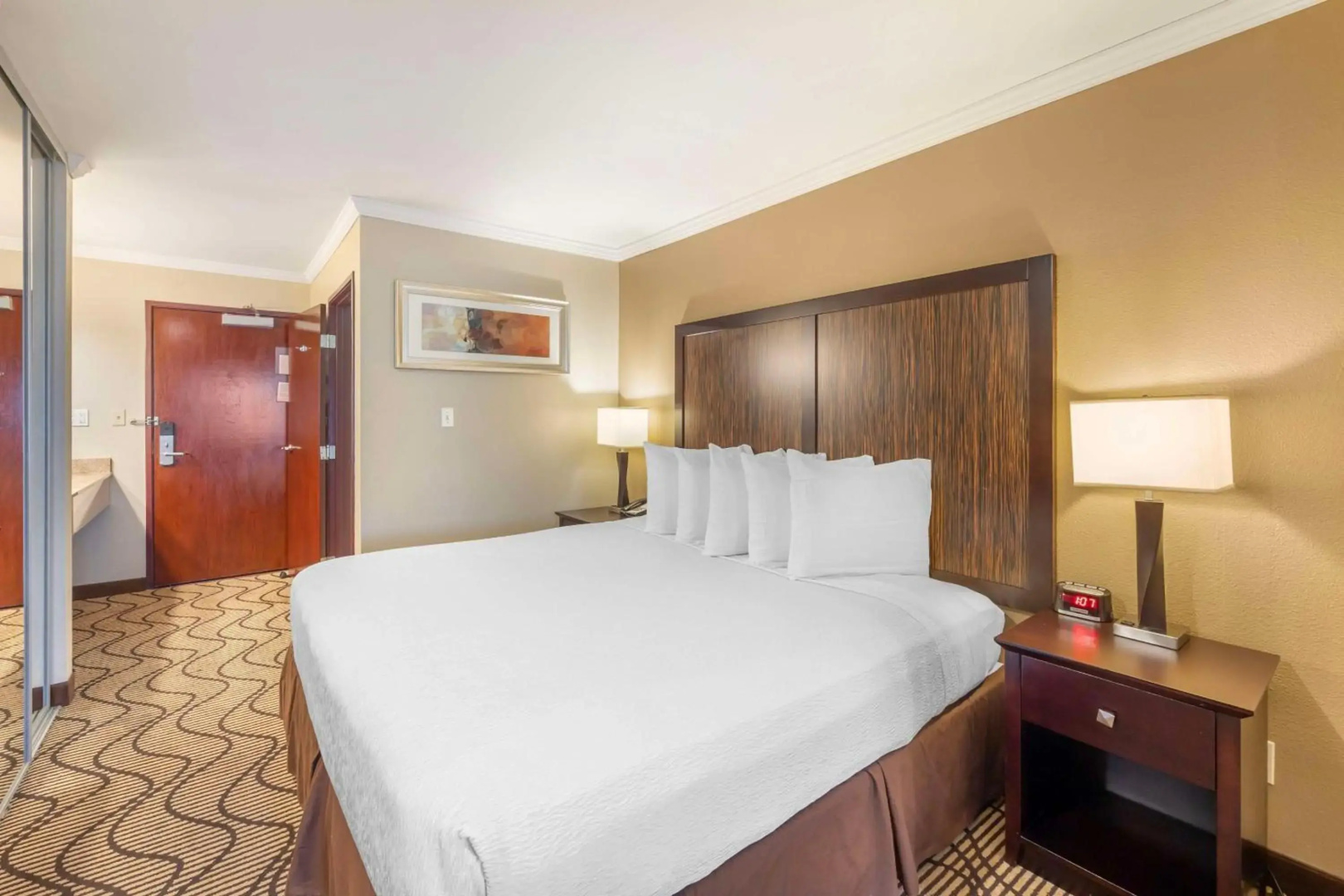 Foto - Best Western Plus Orchid Hotel & Suites