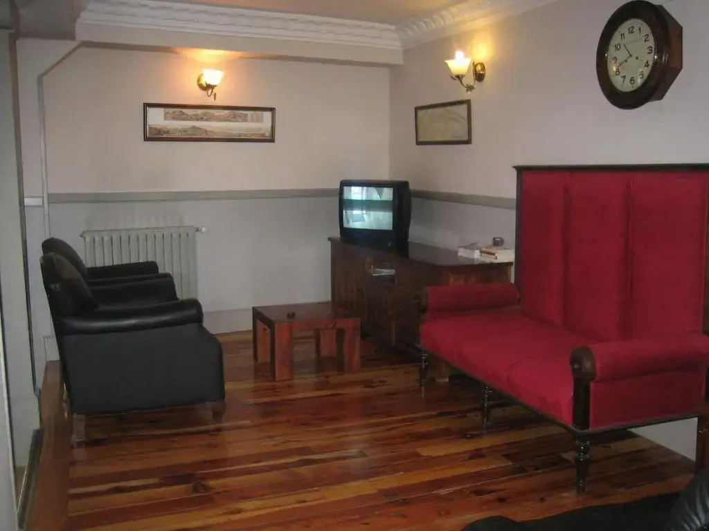 Foto - Hostal Canovas