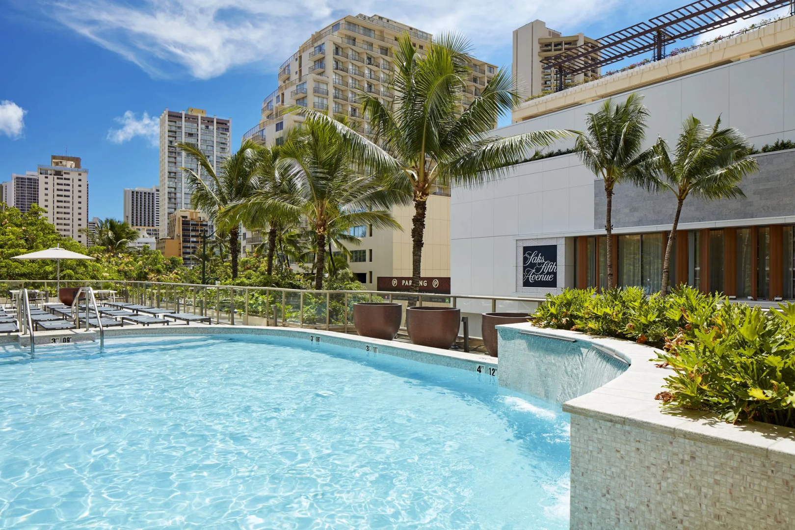 Photo - Hilton Garden Inn Waikiki Beach