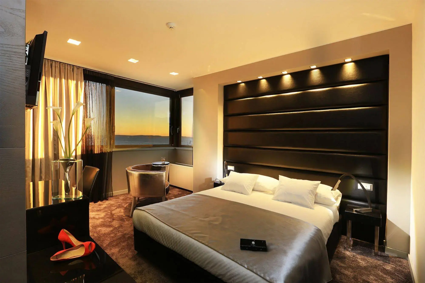 Photo - The View Luxury Rooms