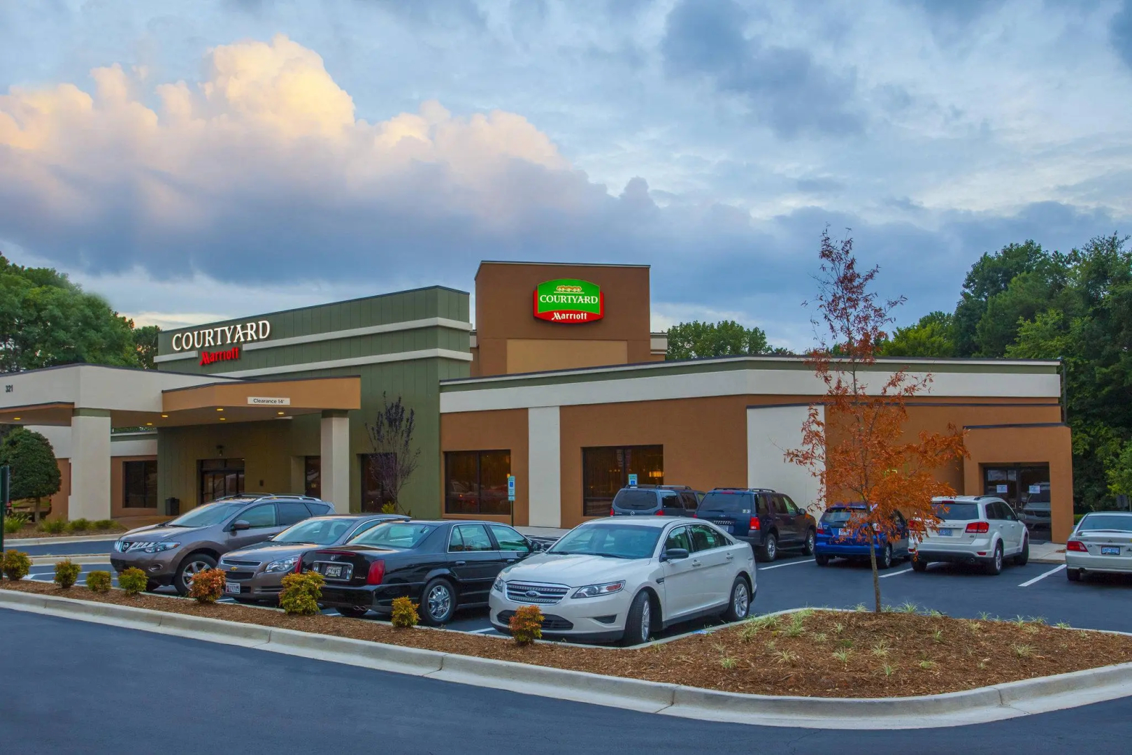 Foto - Courtyard by Marriott Charlotte Airport LoSo