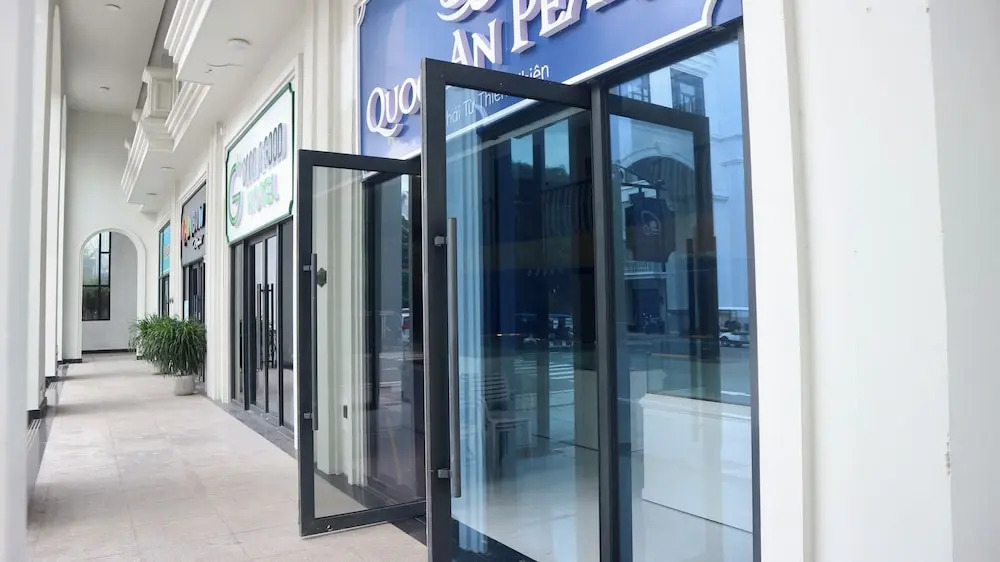 Photo - Blue Waves Hotel