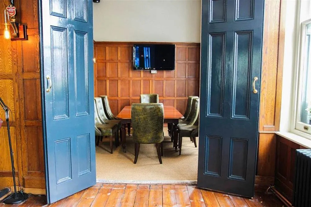 Foto - Hand & Flower