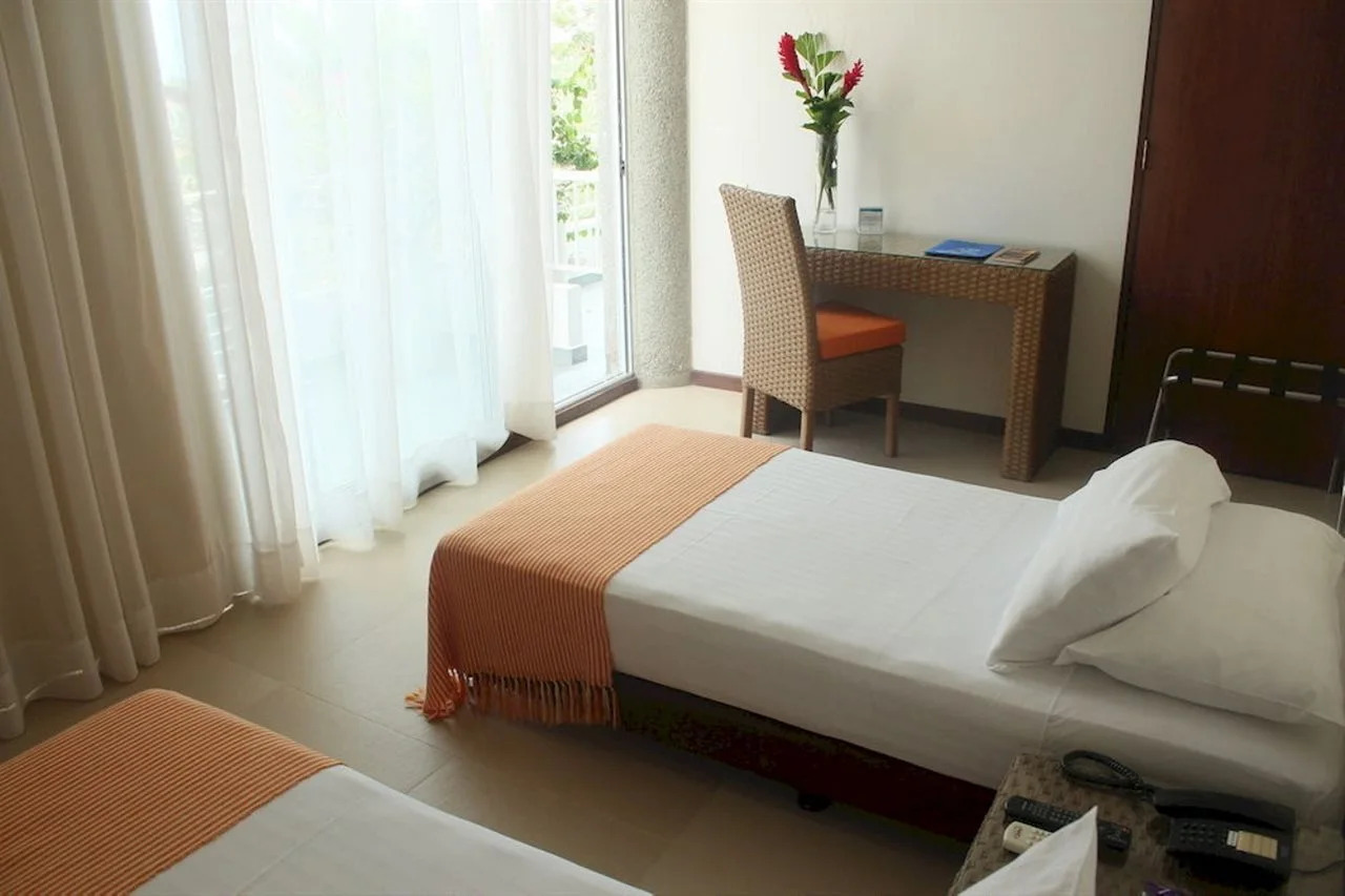 Photo - Hotel Santorini Resort