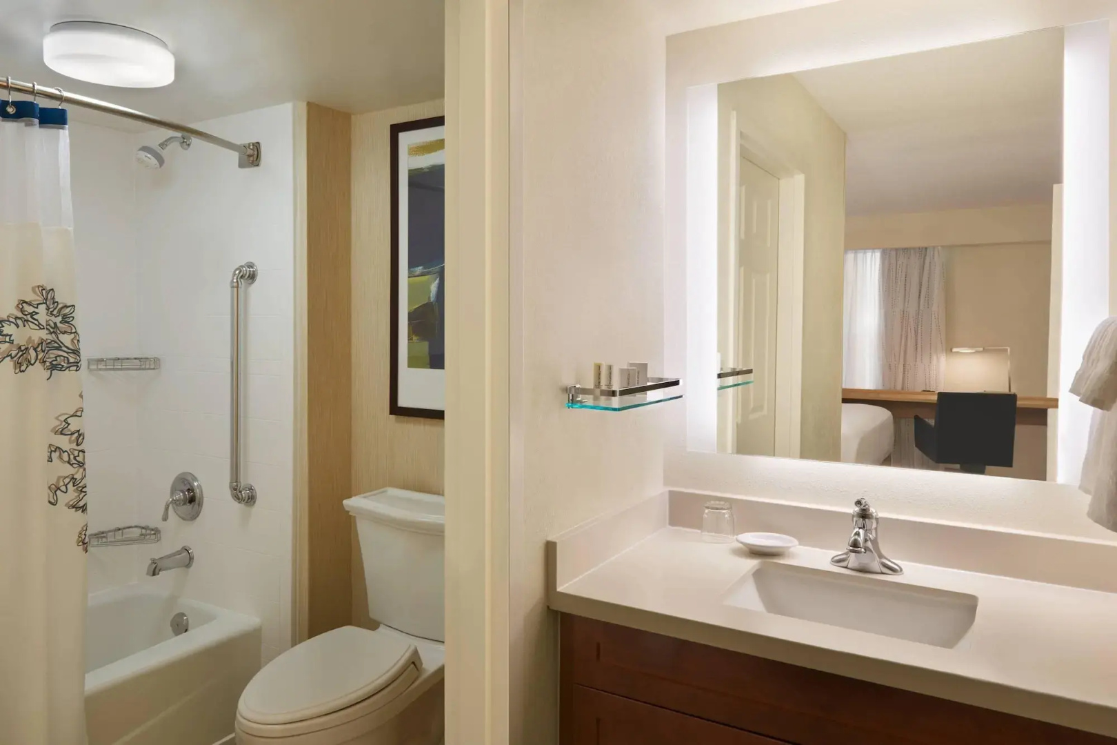 Photo - Residence Inn by Marriott Toronto Airport