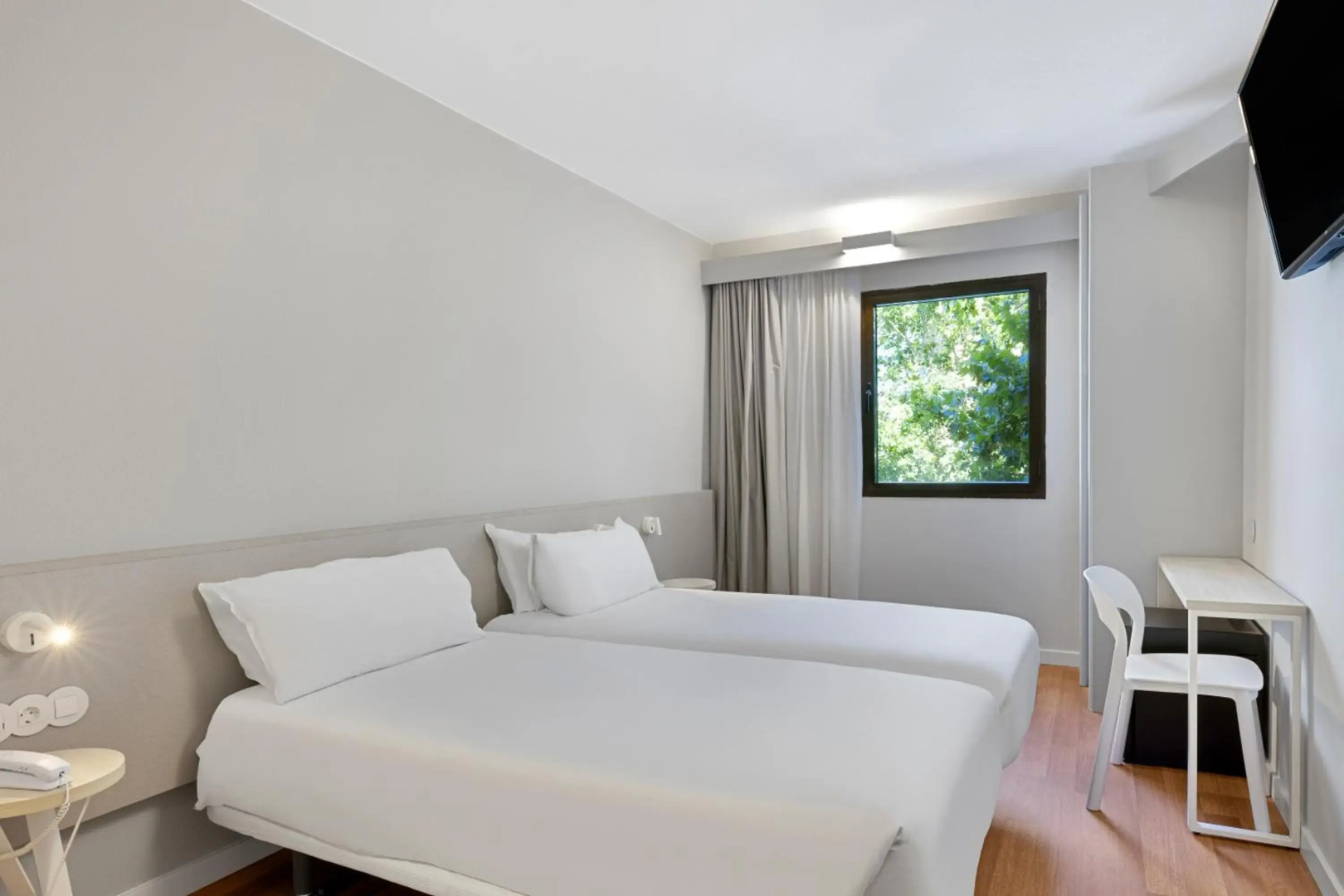 Foto - B&B HOTEL Zaragoza Centro