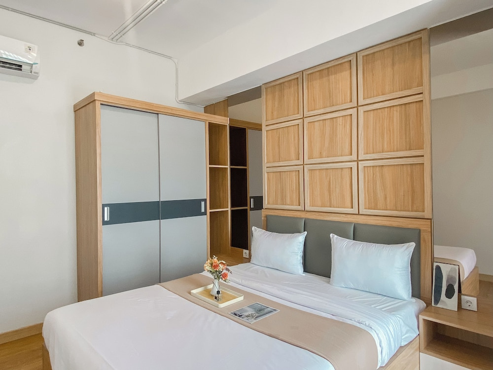 Spacious and Restful 1BR at Vasanta Innopark Apartment