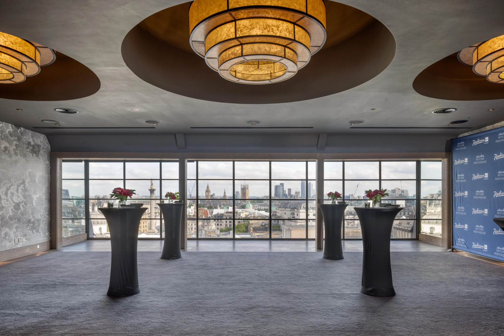 Photo - Radisson Blu Hotel, London Leicester Square