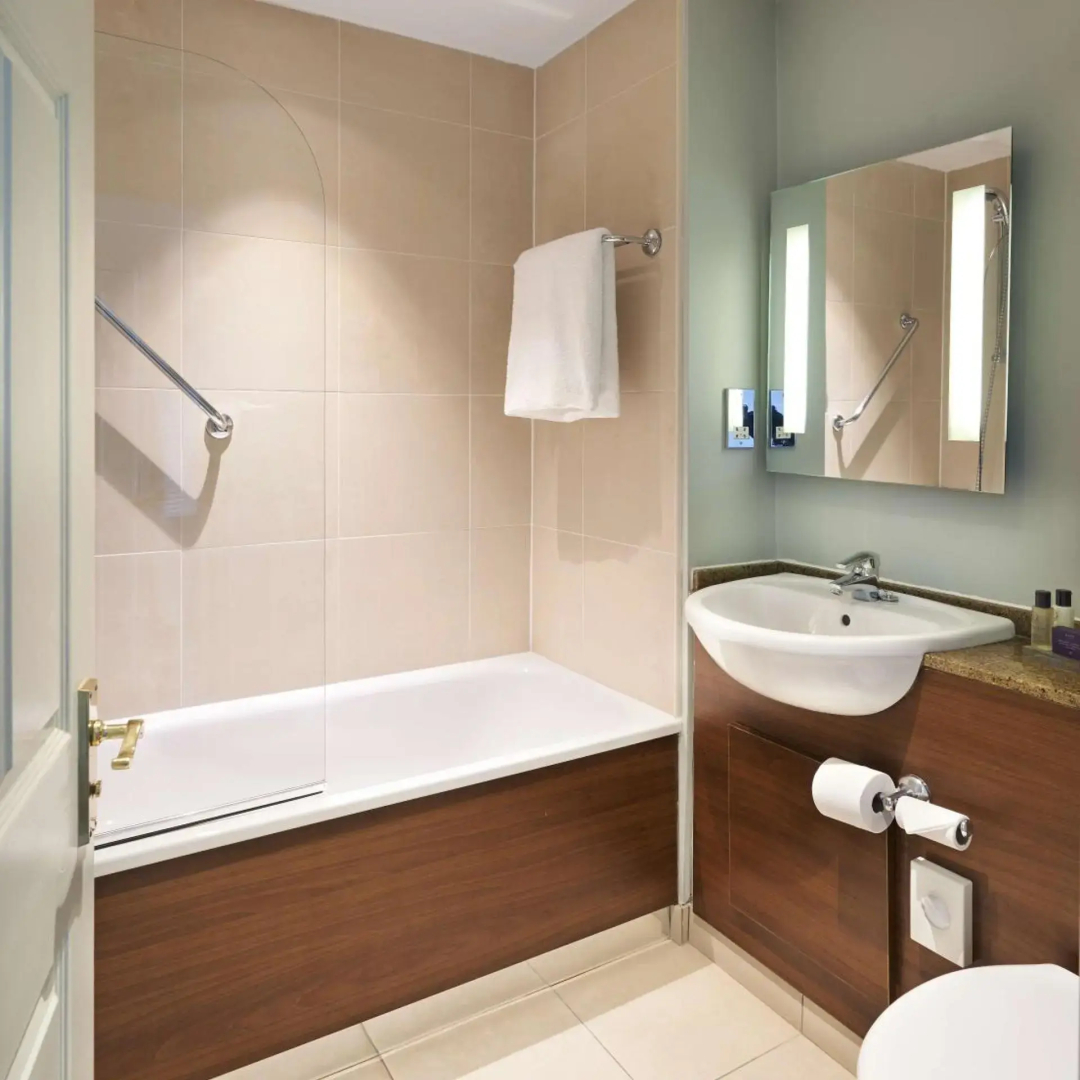 Photo - Mottram Hall