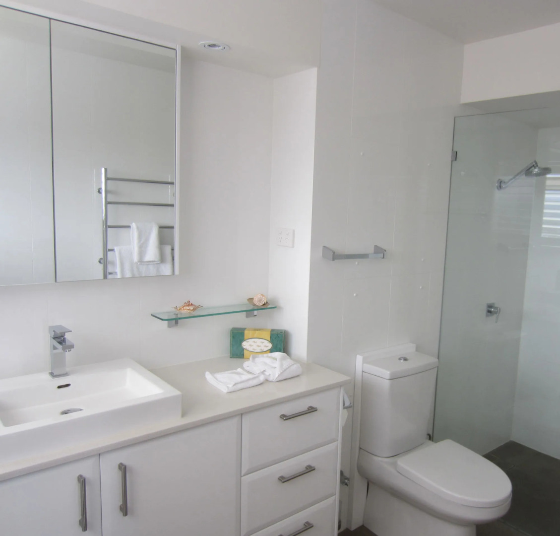 Photo - Burleigh Esplanade Apartments