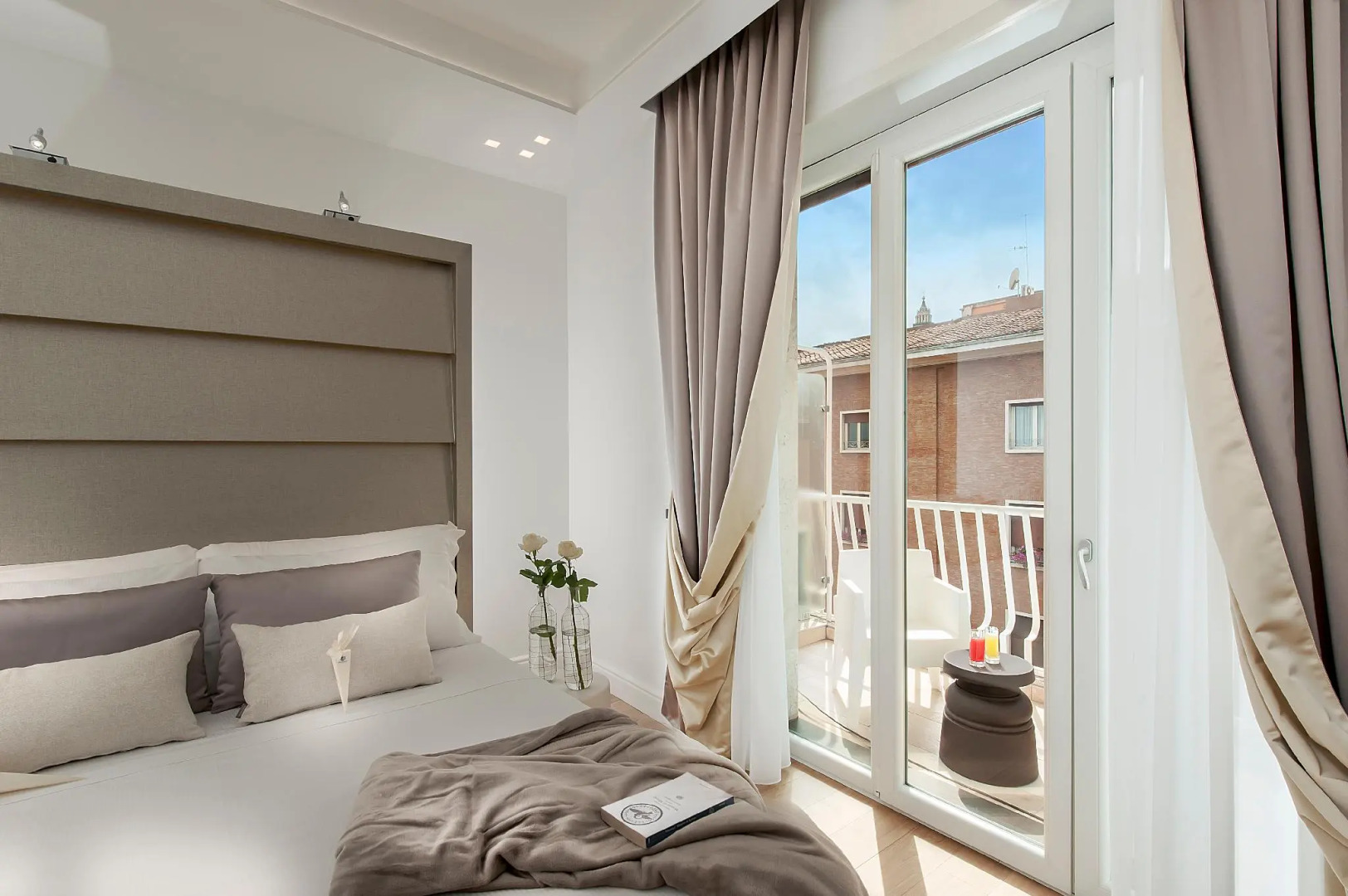 Photo - Vatican Style