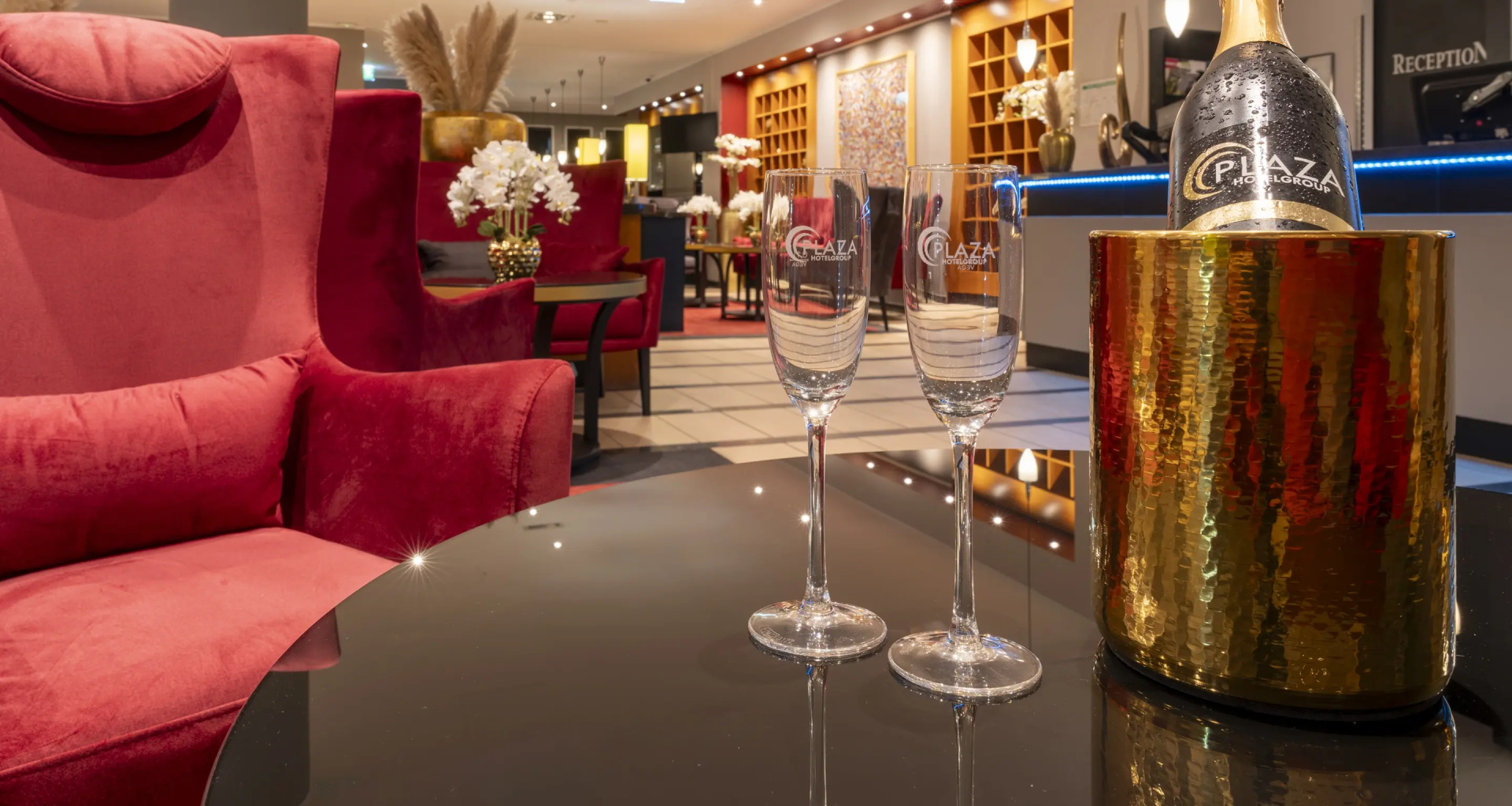 Foto - Plaza Premium Koln