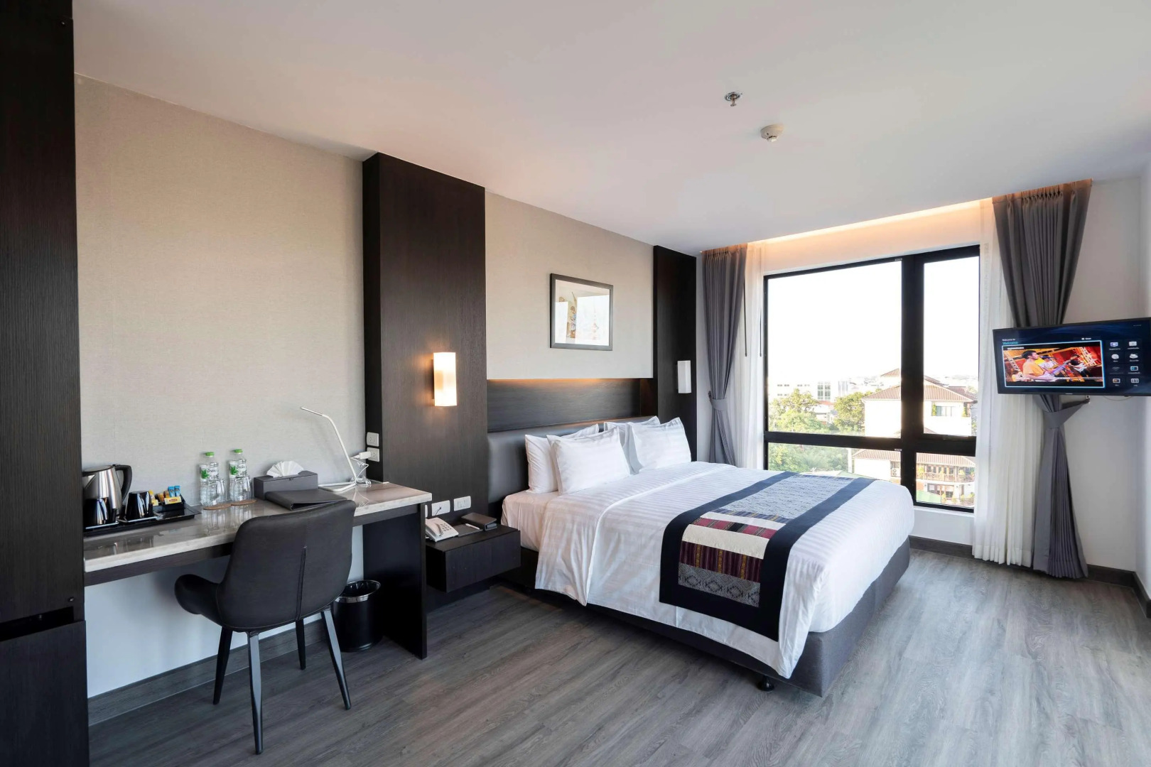 Photo - SureStay Hotel by Best Western Vientiane