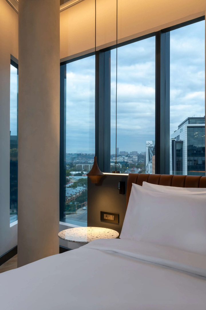Photo - Radisson RED Hotel, Johannesburg Rosebank