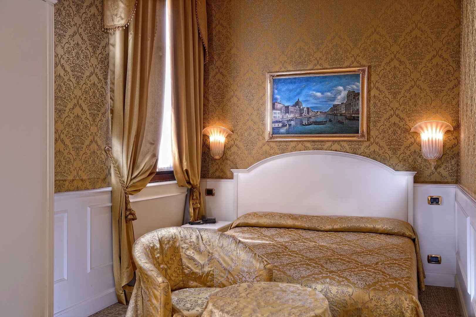 Photo - Duodo Palace