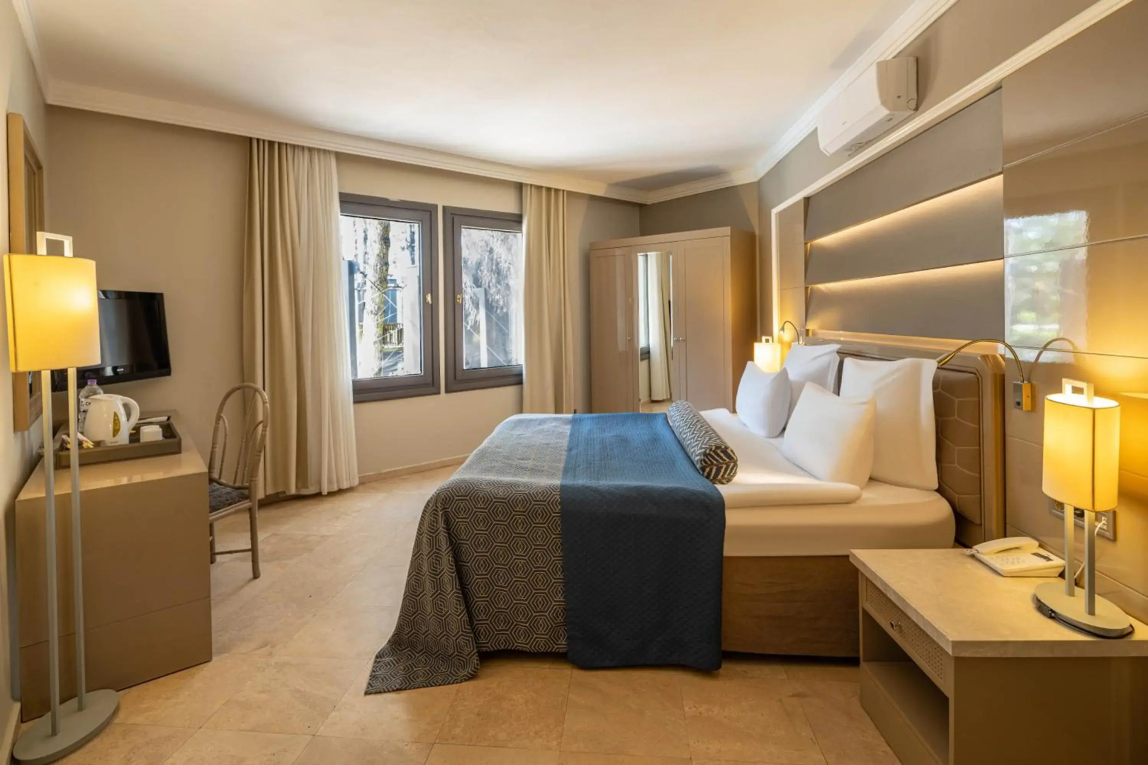 Photo - Balmy Foresta