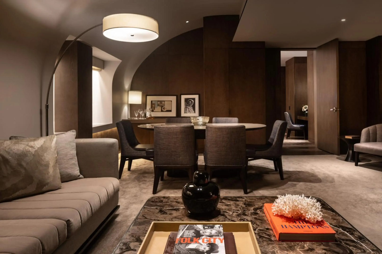 Photo - The Knickerbocker