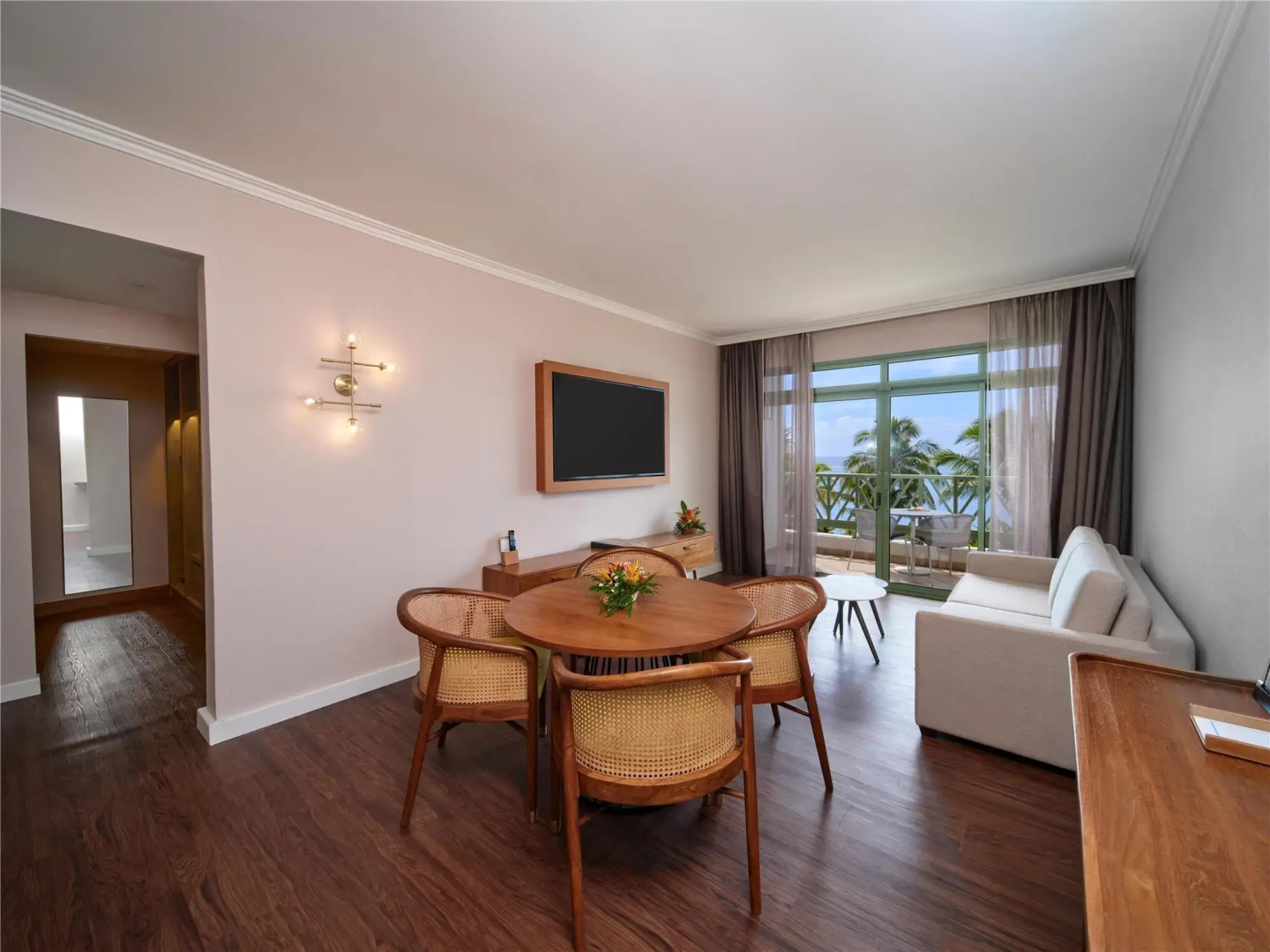 Photo - Hilton Hotel Tahiti