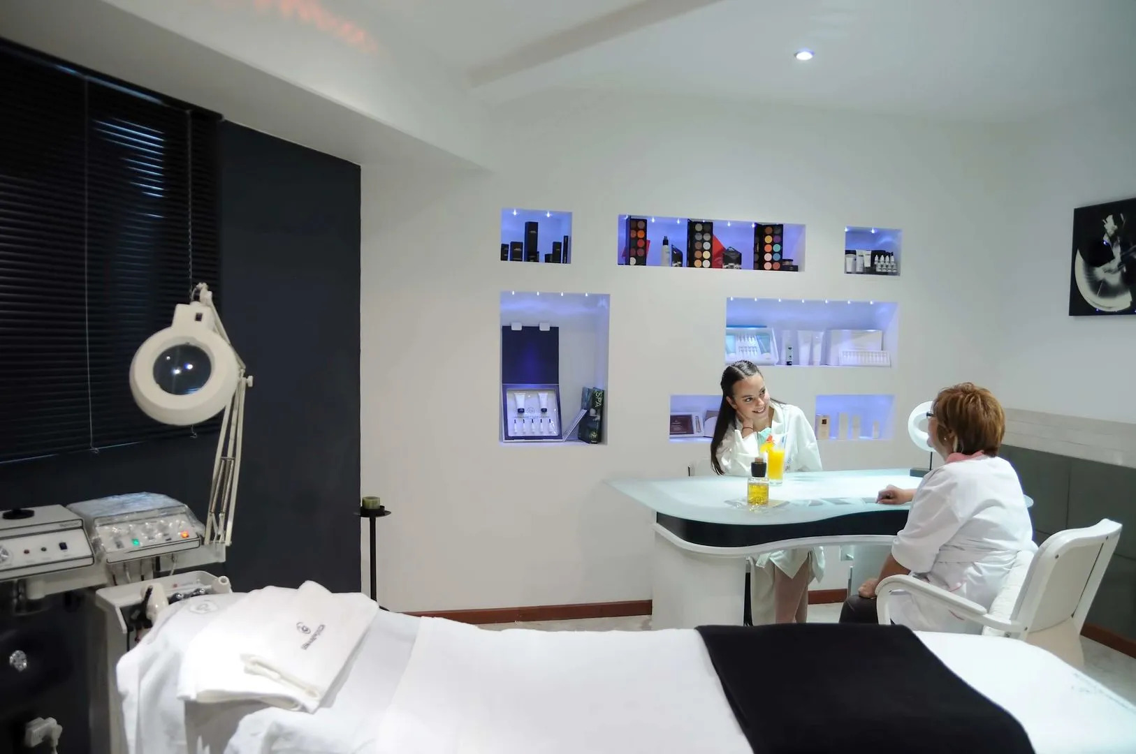 Photo - Suites Camino Real