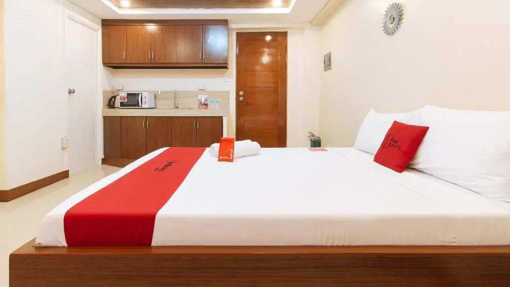 Foto - RedDoorz Plus near Uptown BGC Mall