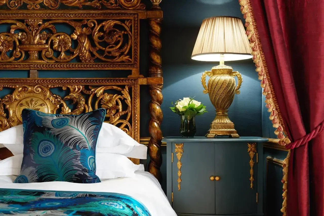 Photo - The Gore London – Starhotels Collezione
