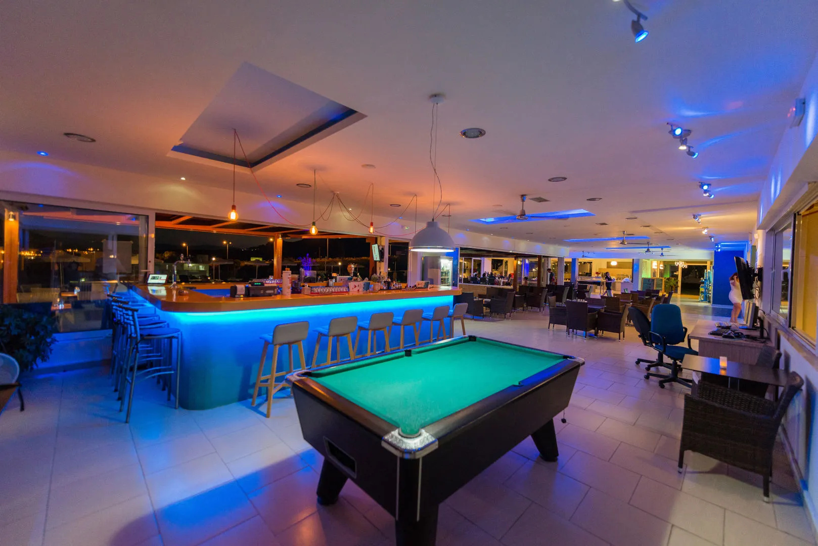 Foto - Zoes Hotel & Suites