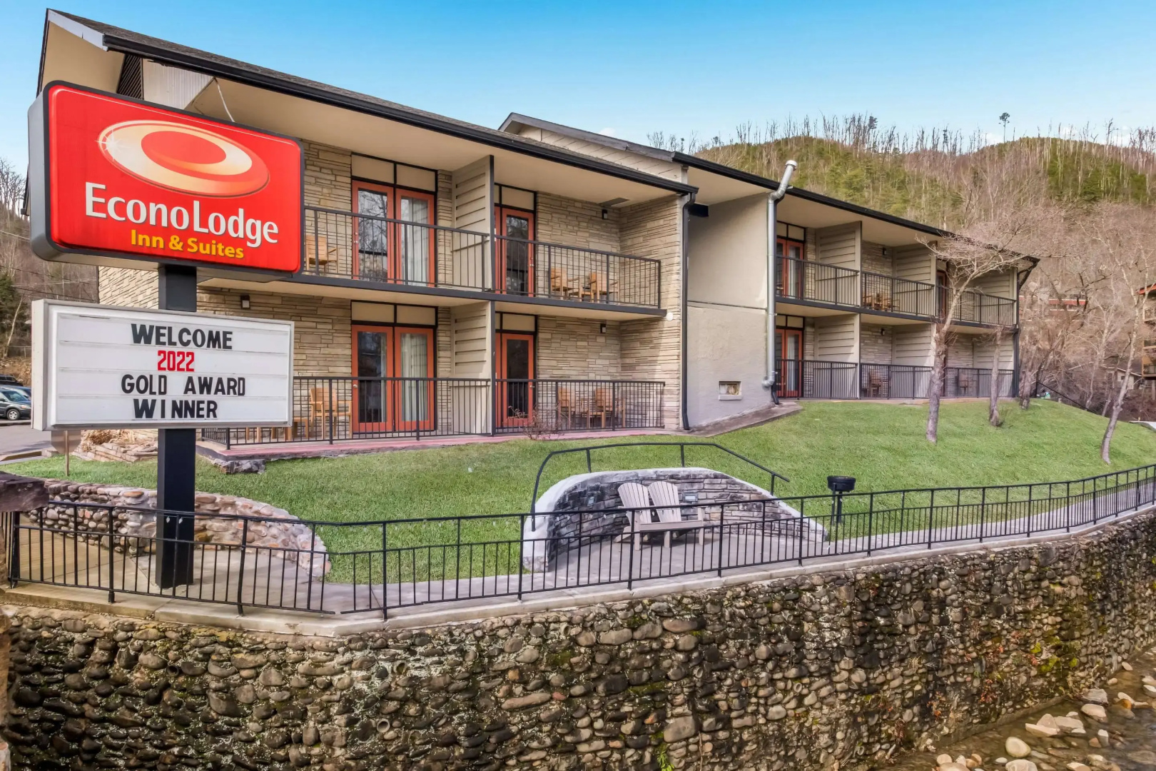 Foto - Econo Lodge Inn & Suites on the River