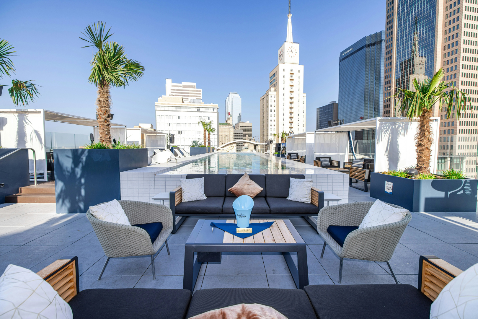Photo - The Statler Dallas Curio Collection By Hilton